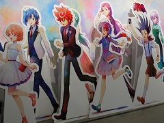 ブシロードの展示イベント「ヴァンガード展 / スタァライト展2021」が東京ドームシティのGallery AaMoで開催中