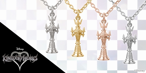 画像ギャラリー No.001のサムネイル画像 / 「KINGDOM HEARTS III」に登場するボードゲームの駒のひとつをモチーフにしたネックレスが登場