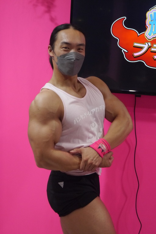 画像ギャラリー No.008のサムネイル画像 / ［TGS 2021］VRでボディビルダーになる！インパクト抜群のゲームが揃った，バンタンゲームアカデミーブースレポート