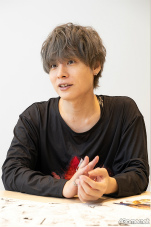 画像ギャラリー No.006のサムネイル画像 / 「花コロ」に出演する茅野愛衣さん,小野友樹さん,岡本信彦さんのサイン色紙が抽選で当たるキャンペーンを開催
