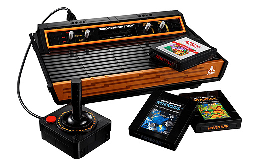 画像ギャラリー No.003のサムネイル画像 / レゴの新セット「Atari 2600」が8月1日に登場。付属のカートリッジを挿入可，ジョイスティックも“実物そっくり”に動かせる