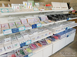 画像ギャラリー No.011のサムネイル画像 / 「うたの☆プリンスさまっ♪」SHINING STOREの内覧会レポートをお届け。2022年は夏にぴったりなアイテムラインナップに注目！