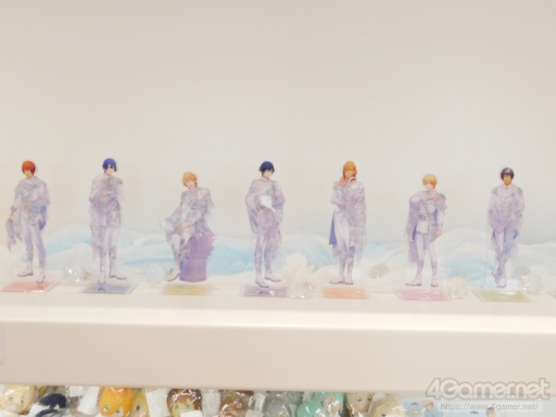 画像ギャラリー No.014のサムネイル画像 / 「うたの☆プリンスさまっ♪」SHINING STOREの内覧会レポートをお届け。2022年は夏にぴったりなアイテムラインナップに注目！