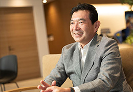 「10年で世界のTop10」は決して簡単ではないけれど，一緒にチャレンジしてくれる人にぜひ来ていただきたい―――挑戦を経験にする松原健二氏は，新生SNKをどのように動かしていくのか