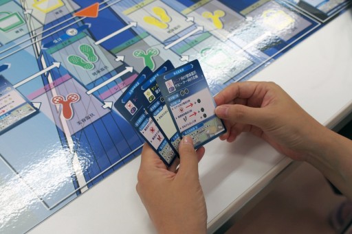 画像ギャラリー No.011のサムネイル画像 / 健康グッズ通販会社が作るボードゲームに込められたメッセージ――不定期連載「シリーズ・ボドゲ探訪」