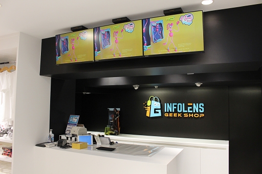 画像ギャラリー No.023のサムネイル画像 / 「INFOLENS GEEK SHOP」が池袋パルコに本日オープン。「Apex Legends」など人気タイトルの公式グッズが勢ぞろい