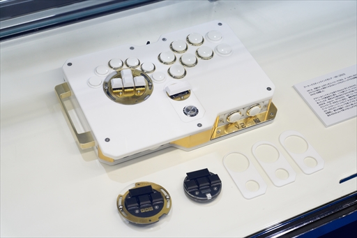 画像ギャラリー No.040のサムネイル画像 / 古今東西のアケコンが大集合した「EVO アーケードスティックミュージアム」を写真で振り返る［EVO Japan 2023］
