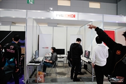 画像ギャラリー No.011のサムネイル画像 / 「EVO Japan 2023」を300枚超の写真で振り返る。世界中の格闘ゲーマーが集い，思い思いの目的でイベントを楽しんだ