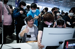 画像ギャラリー No.055のサムネイル画像 / 「EVO Japan 2023」を300枚超の写真で振り返る。世界中の格闘ゲーマーが集い，思い思いの目的でイベントを楽しんだ