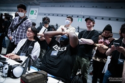 画像ギャラリー No.062のサムネイル画像 / 「EVO Japan 2023」を300枚超の写真で振り返る。世界中の格闘ゲーマーが集い，思い思いの目的でイベントを楽しんだ