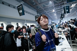 画像ギャラリー No.065のサムネイル画像 / 「EVO Japan 2023」を300枚超の写真で振り返る。世界中の格闘ゲーマーが集い，思い思いの目的でイベントを楽しんだ