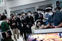 画像ギャラリー No.089のサムネイル画像 / 「EVO Japan 2023」を300枚超の写真で振り返る。世界中の格闘ゲーマーが集い，思い思いの目的でイベントを楽しんだ