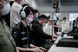 画像ギャラリー No.122のサムネイル画像 / 「EVO Japan 2023」を300枚超の写真で振り返る。世界中の格闘ゲーマーが集い，思い思いの目的でイベントを楽しんだ