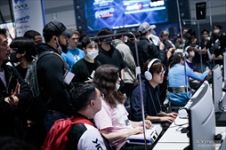 画像ギャラリー No.185のサムネイル画像 / 「EVO Japan 2023」を300枚超の写真で振り返る。世界中の格闘ゲーマーが集い，思い思いの目的でイベントを楽しんだ