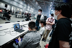 画像ギャラリー No.275のサムネイル画像 / 「EVO Japan 2023」を300枚超の写真で振り返る。世界中の格闘ゲーマーが集い，思い思いの目的でイベントを楽しんだ