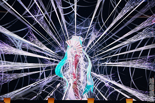 画像ギャラリー No.009のサムネイル画像 / 「超歌舞伎 Powered by NTT」レポート。中村獅童さんと初音ミクが共演した“御伽草紙戀姿絵”は最新の技術でさらに進化［超会議2023］