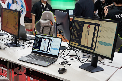 画像ギャラリー No.011のサムネイル画像 / 「ニコニコ超会議2023」フォトレポート。ステージイベントは声出しも解禁，参加者にニコニコ笑顔が浮かんだ会場の様子をお届け
