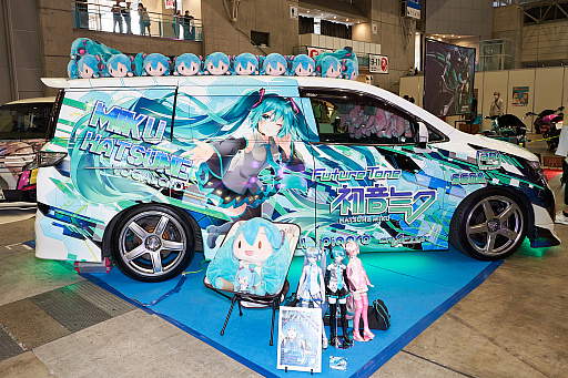 画像ギャラリー No.048のサムネイル画像 / 「ニコニコ超会議2023」フォトレポート。ステージイベントは声出しも解禁，参加者にニコニコ笑顔が浮かんだ会場の様子をお届け