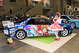 画像ギャラリー No.058のサムネイル画像 / 「ニコニコ超会議2023」フォトレポート。ステージイベントは声出しも解禁，参加者にニコニコ笑顔が浮かんだ会場の様子をお届け