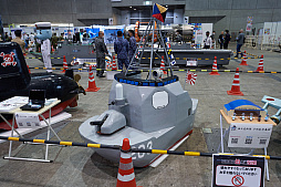 画像ギャラリー No.105のサムネイル画像 / 「ニコニコ超会議2023」フォトレポート。ステージイベントは声出しも解禁，参加者にニコニコ笑顔が浮かんだ会場の様子をお届け