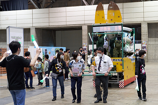 画像ギャラリー No.130のサムネイル画像 / 「ニコニコ超会議2023」フォトレポート。ステージイベントは声出しも解禁，参加者にニコニコ笑顔が浮かんだ会場の様子をお届け
