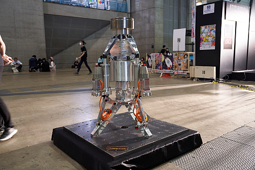 画像ギャラリー No.137のサムネイル画像 / 「ニコニコ超会議2023」フォトレポート。ステージイベントは声出しも解禁，参加者にニコニコ笑顔が浮かんだ会場の様子をお届け