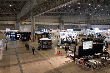 画像ギャラリー No.143のサムネイル画像 / 「ニコニコ超会議2023」フォトレポート。ステージイベントは声出しも解禁，参加者にニコニコ笑顔が浮かんだ会場の様子をお届け