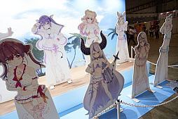 画像ギャラリー No.155のサムネイル画像 / 「ニコニコ超会議2023」フォトレポート。ステージイベントは声出しも解禁，参加者にニコニコ笑顔が浮かんだ会場の様子をお届け