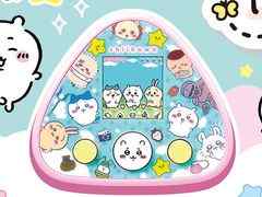 ちいかわたちをいつでもお世話できる！　「ちいかわといっしょ」が8月5日に発売決定。リアクションとおしゃべりが楽しめるぬいぐるみも