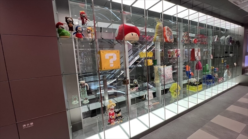 画像ギャラリー No.004のサムネイル画像 / 「Nintendo KYOTO」は公式直営店であり新たなテーマパーク！　こだわりのある商品陳列も楽しい，ゲームファンなら一度体験してほしい空間だ