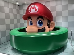 「Nintendo KYOTO」は公式直営店であり新たなテーマパーク！　こだわりのある商品陳列も楽しい，ゲームファンなら一度体験してほしい空間だ