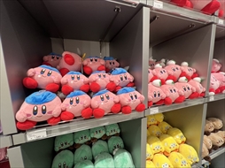 画像ギャラリー No.019のサムネイル画像 / 「Nintendo KYOTO」は公式直営店であり新たなテーマパーク！　こだわりのある商品陳列も楽しい，ゲームファンなら一度体験してほしい空間だ
