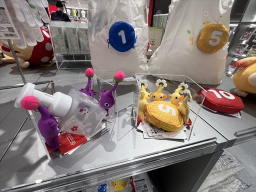 画像ギャラリー No.026のサムネイル画像 / 「Nintendo KYOTO」は公式直営店であり新たなテーマパーク！　こだわりのある商品陳列も楽しい，ゲームファンなら一度体験してほしい空間だ
