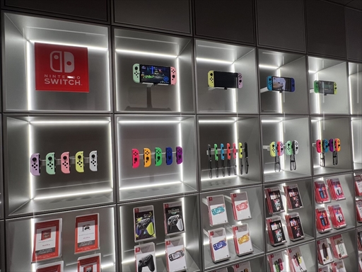 画像ギャラリー No.045のサムネイル画像 / 「Nintendo KYOTO」は公式直営店であり新たなテーマパーク！　こだわりのある商品陳列も楽しい，ゲームファンなら一度体験してほしい空間だ