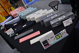 画像ギャラリー No.006のサムネイル画像 / ［台北2024］アナログゲームコーナーは日本からの出展が増え，台湾ボードゲームファンと盛んに交流