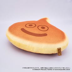 画像ギャラリー No.008のサムネイル画像 / 「ドラゴンクエスト」のスライムをモチーフとしたビッグクッションの再販が決定。スライムパンケーキのキーホルダーなど多数の新商品も発表