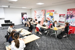 画像ギャラリー No.010のサムネイル画像 / ゲーム業界就活イベント「キャリアクエスト」開催。国内ゲームメーカー10社が集結し,業界で働きたい学生に向けて説明会&個別面談を実施