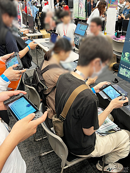 画像ギャラリー No.016のサムネイル画像 / インディーゲームイベントでメディアを“ハック”するには? 会場ではどのようなゲームに目を引かれるのか,現地取材記者の視点で考えてみた