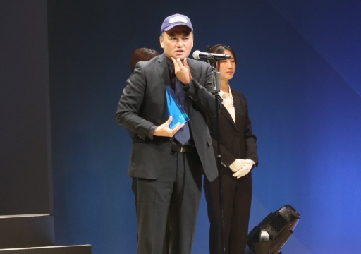画像ギャラリー No.039のサムネイル画像 / 「日本eスポーツアワード2024」授賞式を開催。最優秀プレイヤーはときど選手,eスポーツ界の流行語大賞は「ガイル村」に決定