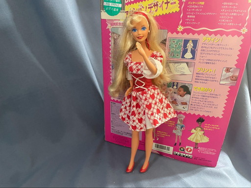 画像ギャラリー No.001のサムネイル画像 / 女児向けゲームの黎明:第1回は「Barbie ファッションデザイナー」。アメリカの女児ゲー市場を作り上げたパイオニアをレビューする