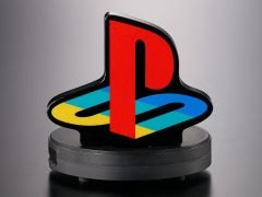 PlayStationの起動音が鳴るアクリルスタンド「アクリルロゴディスプレイSounds PlayStation」，予約受付を開始。お届け時期は7月を予定