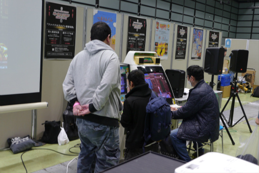 画像ギャラリー No.039のサムネイル画像 / レトロゲーム愛だらけの「RETRO GAME SUMMIT Lv.4」開催。実機で動くファミコンソフト,研究同人誌,「ファイナルファイト」最速大会なども