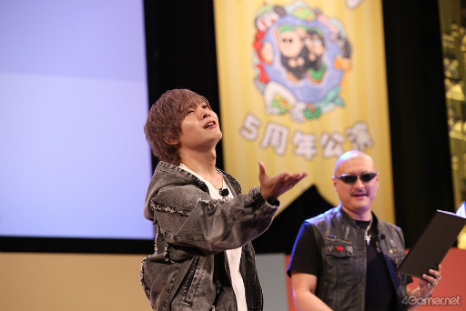 画像ギャラリー No.005のサムネイル画像 / 「わしゃがなTV」5周年公演「あつまれ！わしらんち」昼公演レポート。十代美少女たちとゲーム対戦＆サイコロトークで大盛り上がり